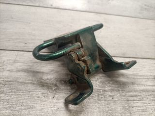 bontott AUDI A4 B5 Bal hátsó Alsó Zsanér