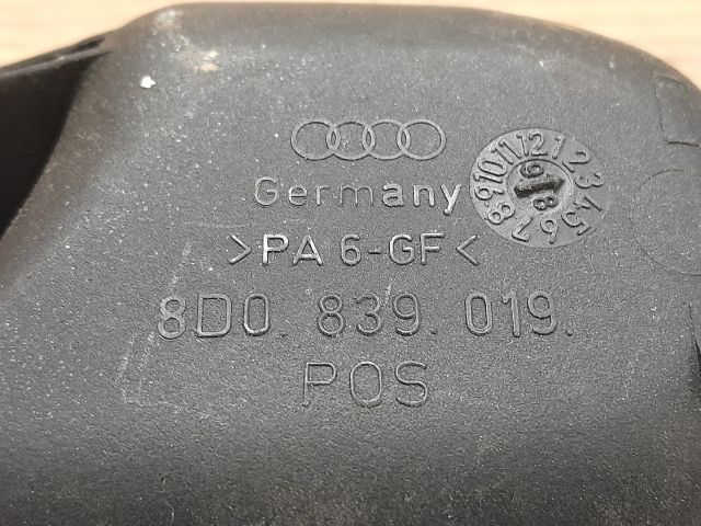 bontott AUDI A4 B5 Bal hátsó Belső Kilincs