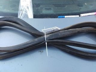 bontott AUDI A4 B5 Bal hátsó Gumikéder