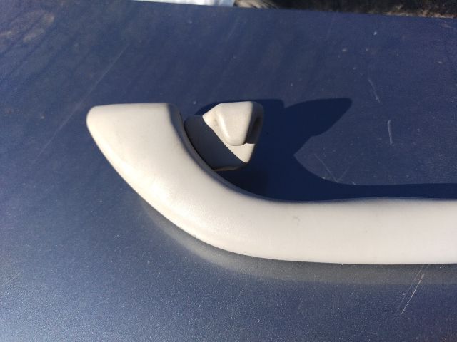 bontott AUDI A4 B5 Bal hátsó Kapaszkodó (Felső)