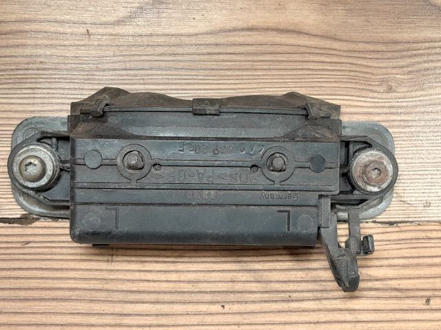 bontott AUDI A4 B5 Bal hátsó Külső Kilincs