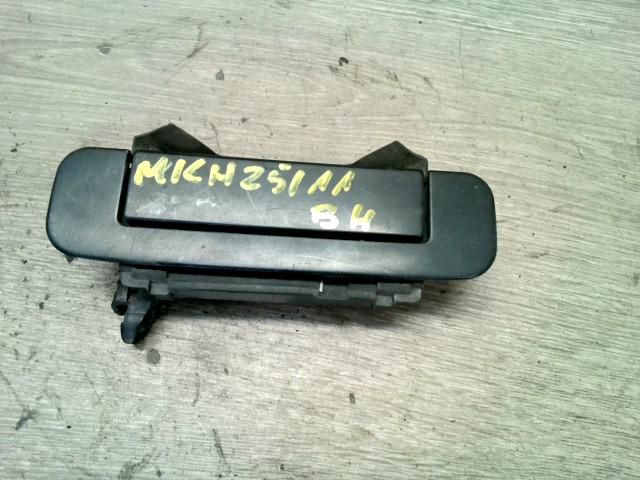 bontott AUDI A4 B5 Bal hátsó Külső Kilincs