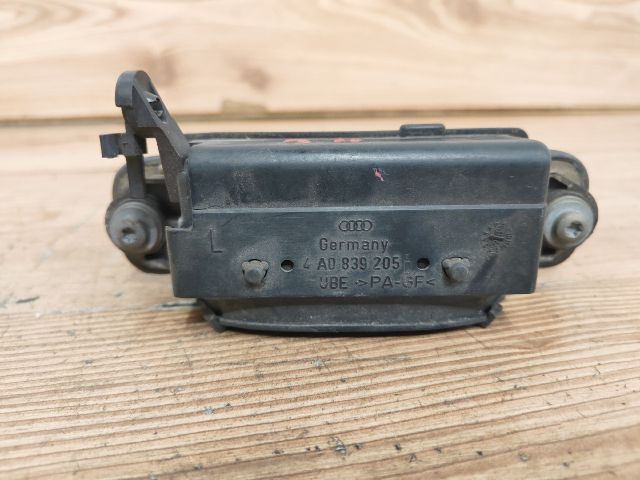 bontott AUDI A4 B5 Bal hátsó Külső Kilincs