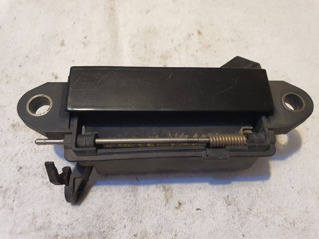 bontott AUDI A4 B5 Bal hátsó Külső Kilincs