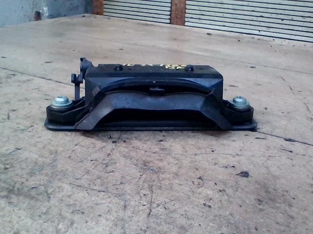 bontott AUDI A4 B5 Bal hátsó Külső Kilincs