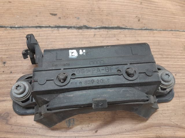 bontott AUDI A4 B5 Bal hátsó Külső Kilincs