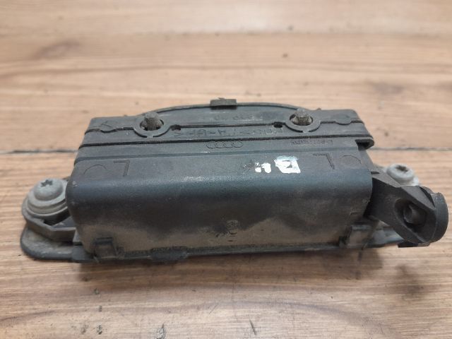 bontott AUDI A4 B5 Bal hátsó Külső Kilincs