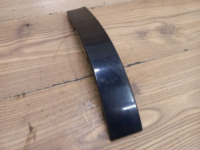 bontott AUDI A4 B5 Bal Hátsó Lámpa Bajusz Díszléc