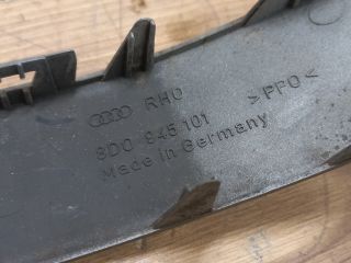 bontott AUDI A4 B5 Bal Hátsó Lámpa Bajusz Díszléc