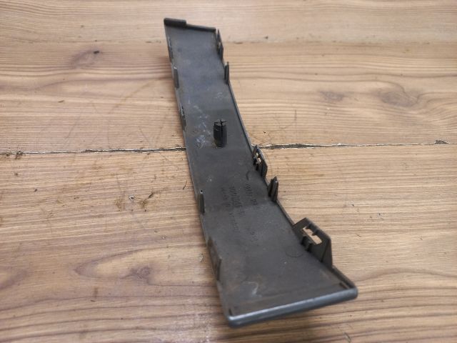 bontott AUDI A4 B5 Bal Hátsó Lámpa Bajusz Díszléc