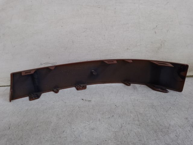 bontott AUDI A4 B5 Bal Hátsó Lámpa Bajusz Díszléc