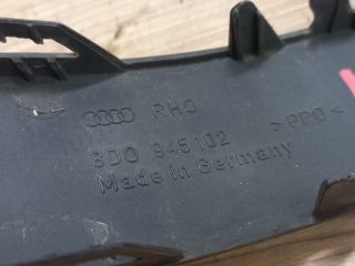 bontott AUDI A4 B5 Bal Hátsó Lámpa Bajusz Díszléc