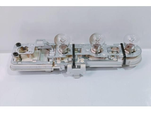 bontott AUDI A4 B5 Bal Hátsó Lámpa Foglalat