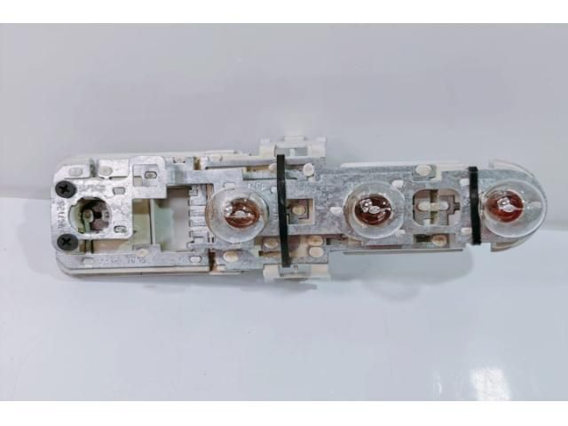 bontott AUDI A4 B5 Bal Hátsó Lámpa Foglalat