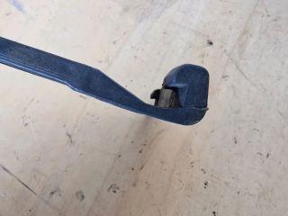 bontott AUDI A4 B5 Bal hátsó Lökhárító Tartó (Műanyag)