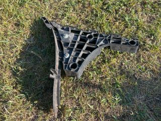 bontott AUDI A4 B5 Bal hátsó Oldal Lökhárító Tartó (Műanyag)