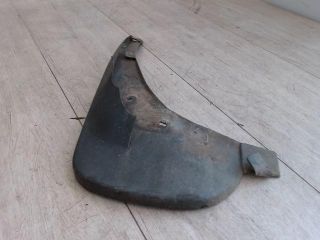 bontott AUDI A4 B5 Bal hátsó Sárvédő Gumi