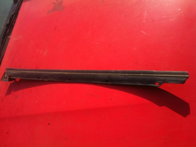 bontott AUDI A4 B5 Bal hátsó Vízlehúzó Gumicsík