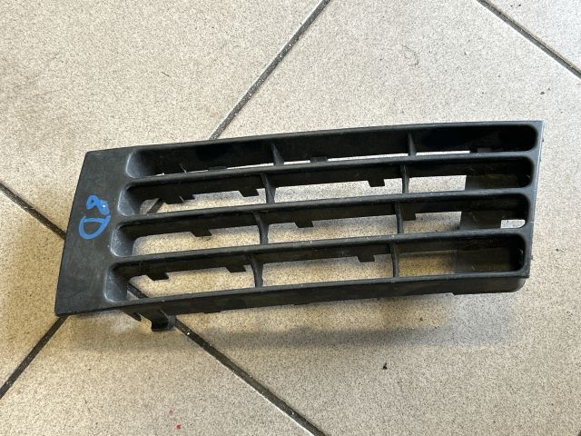 bontott AUDI A4 B5 Bal Ködlámpa Rács