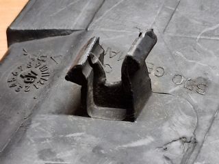 bontott AUDI A4 B5 Bal Ködlámpa Rács