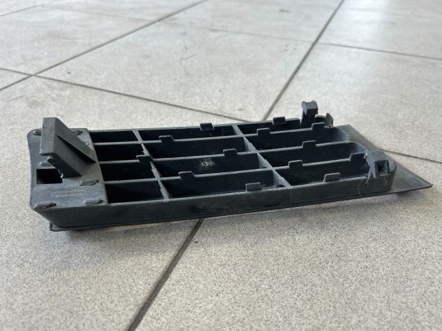 bontott AUDI A4 B5 Bal Ködlámpa Rács