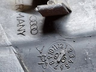 bontott AUDI A4 B5 Bal Ködlámpa Rács