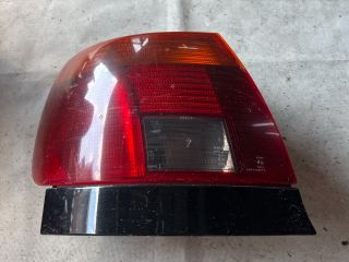 bontott AUDI A4 B5 Bal Külső Hátsó Lámpa