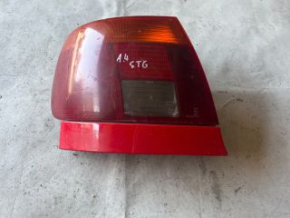 bontott AUDI A4 B5 Bal Külső Hátsó Lámpa