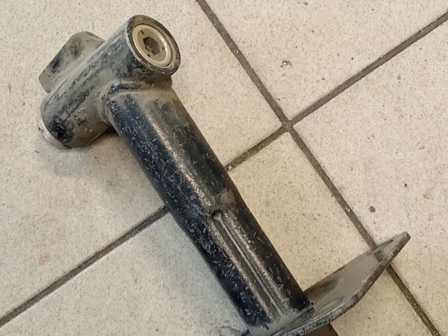 bontott AUDI A4 B5 Bal Lökhárító Tartó Nyúlványvég