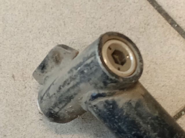 bontott AUDI A4 B5 Bal Lökhárító Tartó Nyúlványvég