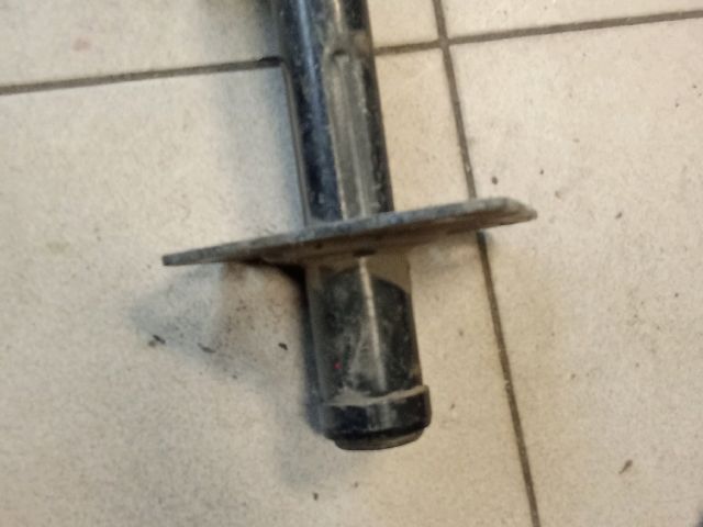 bontott AUDI A4 B5 Bal Lökhárító Tartó Nyúlványvég