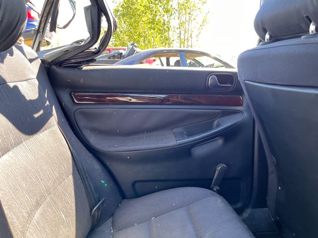 bontott AUDI A4 B5 Bal Napellenző