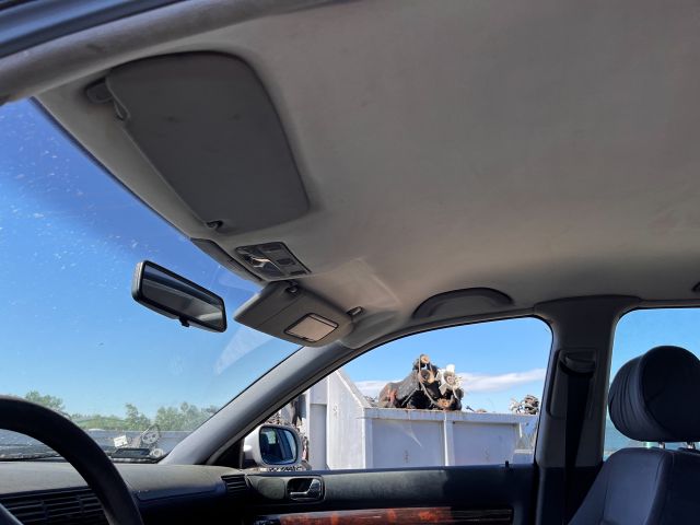 bontott AUDI A4 B5 Bal Napellenző