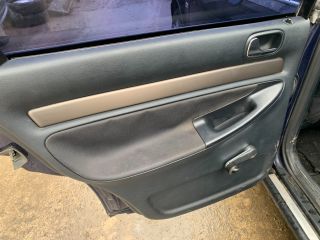 bontott AUDI A4 B5 Bal Napellenző