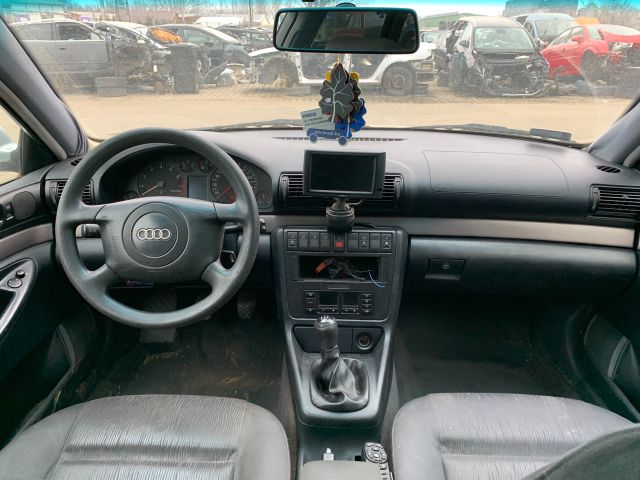 bontott AUDI A4 B5 Bal Napellenző