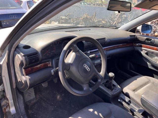 bontott AUDI A4 B5 Bal Napellenző