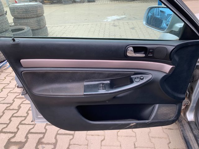 bontott AUDI A4 B5 Beltér Világítás Első