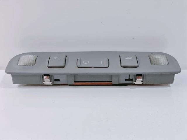 bontott AUDI A4 B5 Beltér Világítás Első