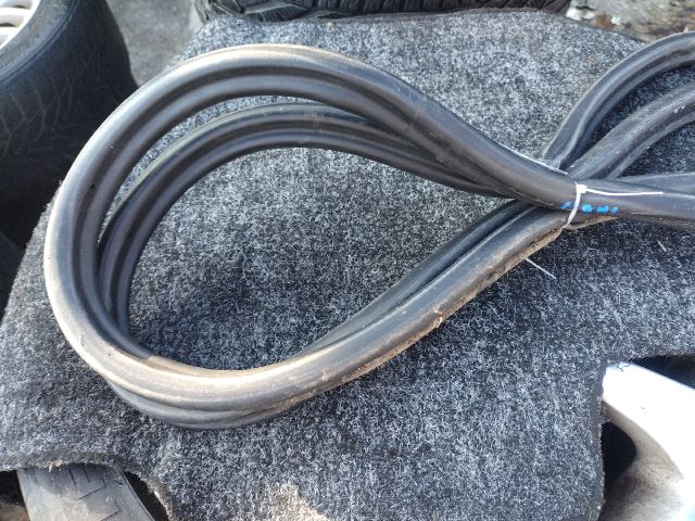 bontott AUDI A4 B5 Csomagtérajtó Gumikéder