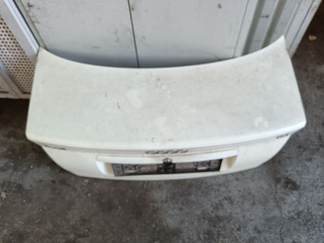 bontott AUDI A4 B5 Csomagtérajtó (Részeivel)