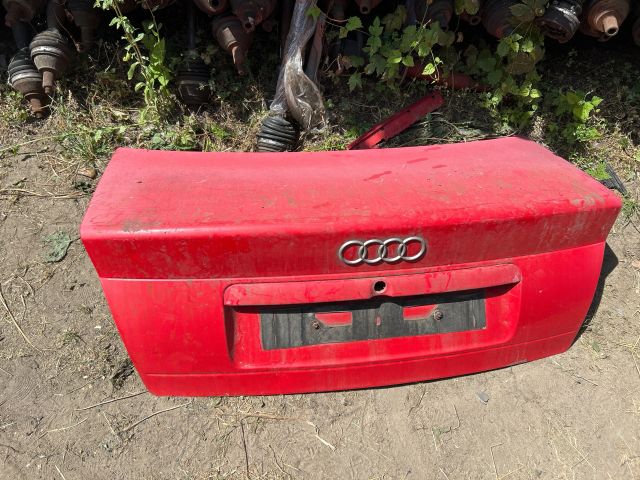 bontott AUDI A4 B5 Csomagtérajtó (Részeivel)