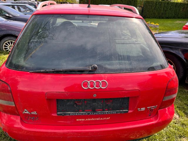 bontott AUDI A4 B5 Csomagtérajtó (Részeivel)