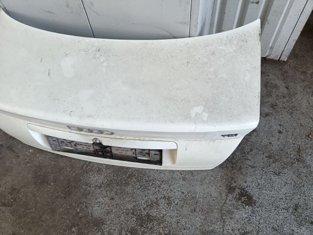 bontott AUDI A4 B5 Csomagtérajtó (Részeivel)