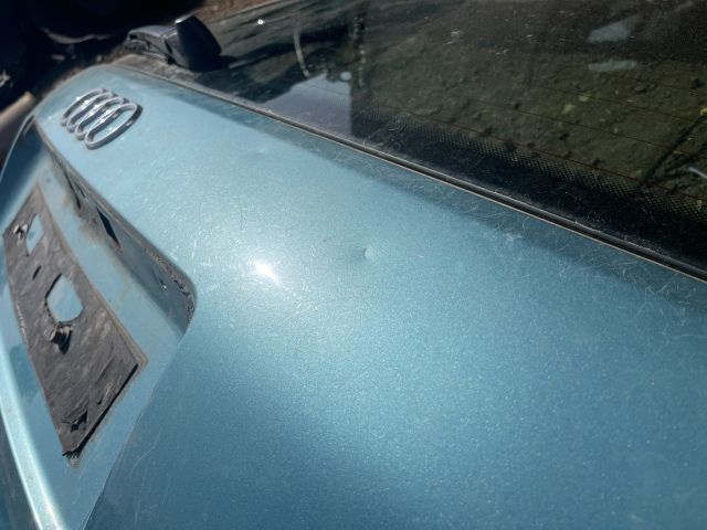 bontott AUDI A4 B5 Csomagtérajtó (Üres lemez)