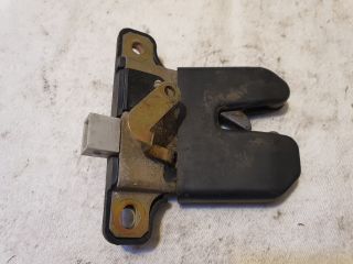 bontott AUDI A4 B5 Csomagtérajtó Zárszerkezet