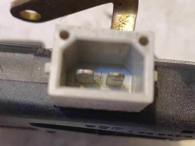 bontott AUDI A4 B5 Csomagtérajtó Zárszerkezet