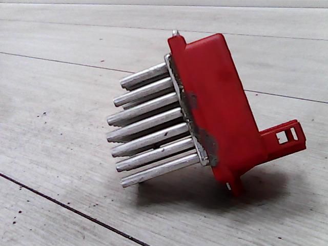 bontott AUDI A4 B5 Előtét Ellenállás Fűtőmotor