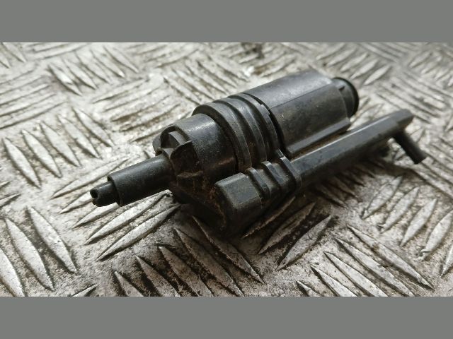 bontott AUDI A4 B5 Első Ablakmosó Szivattyú