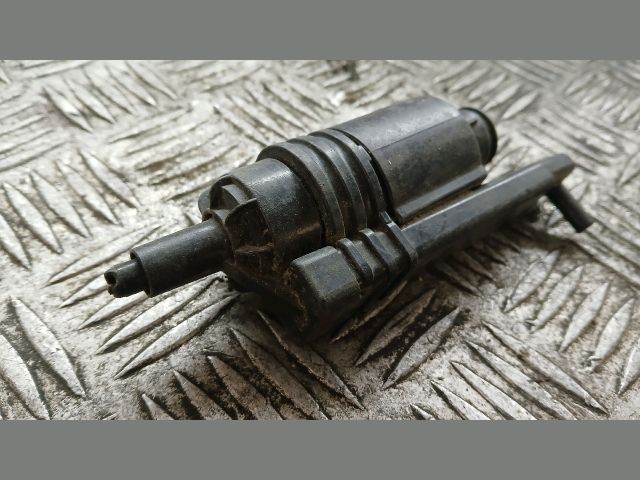 bontott AUDI A4 B5 Első Ablakmosó Szivattyú