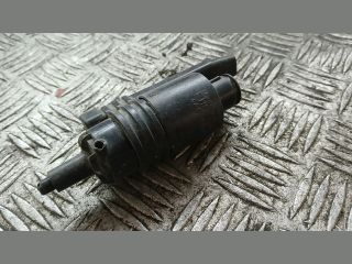 bontott AUDI A4 B5 Első Ablakmosó Szivattyú